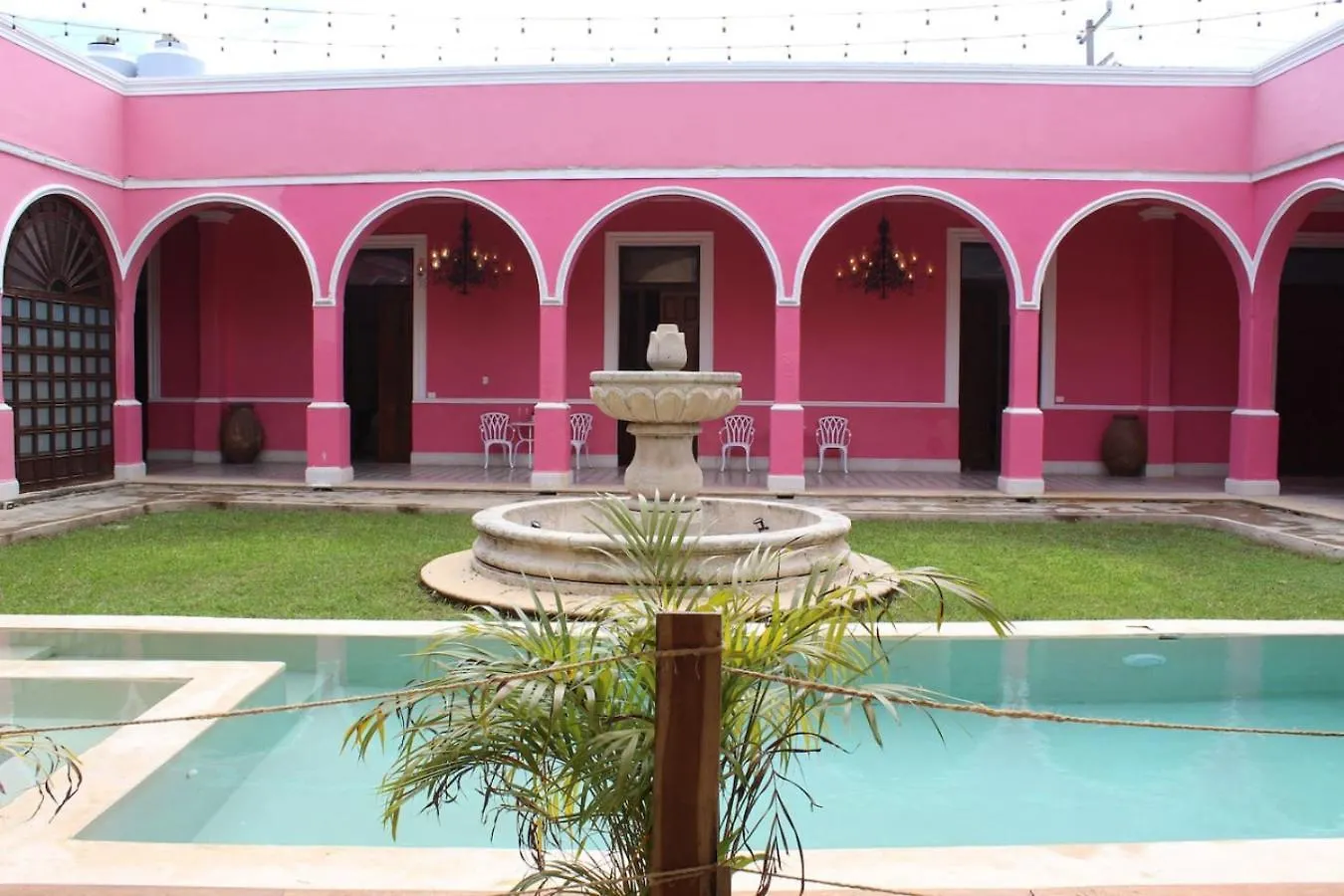 2Br 19Th Century Colonial Hacienda Downtown Merida