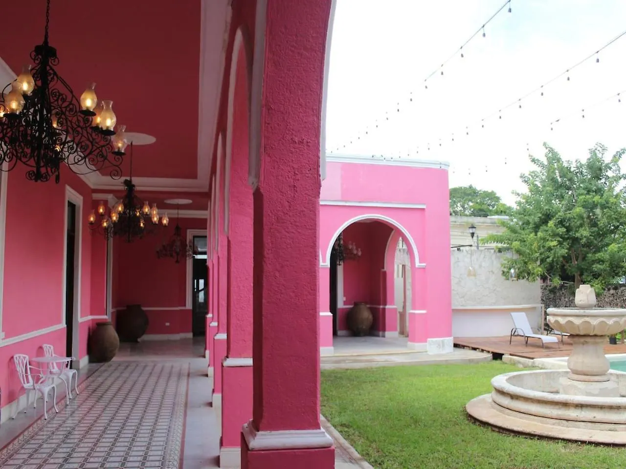 2Br 19Th Century Colonial Hacienda Downtown Merida Mexico